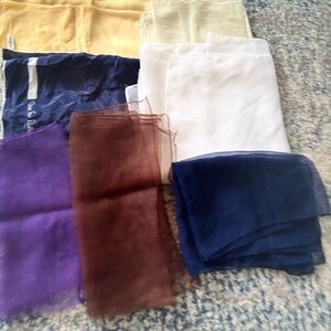 Silk scarfs let of 8